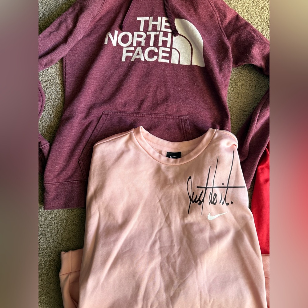 Size Small/medium Workout bundle 🤎 - image 2